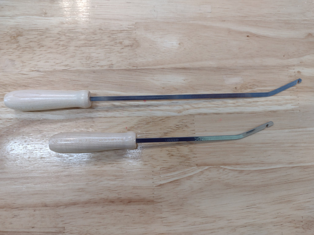 LeClerc Heddle Hook,  2 sizes to choose from