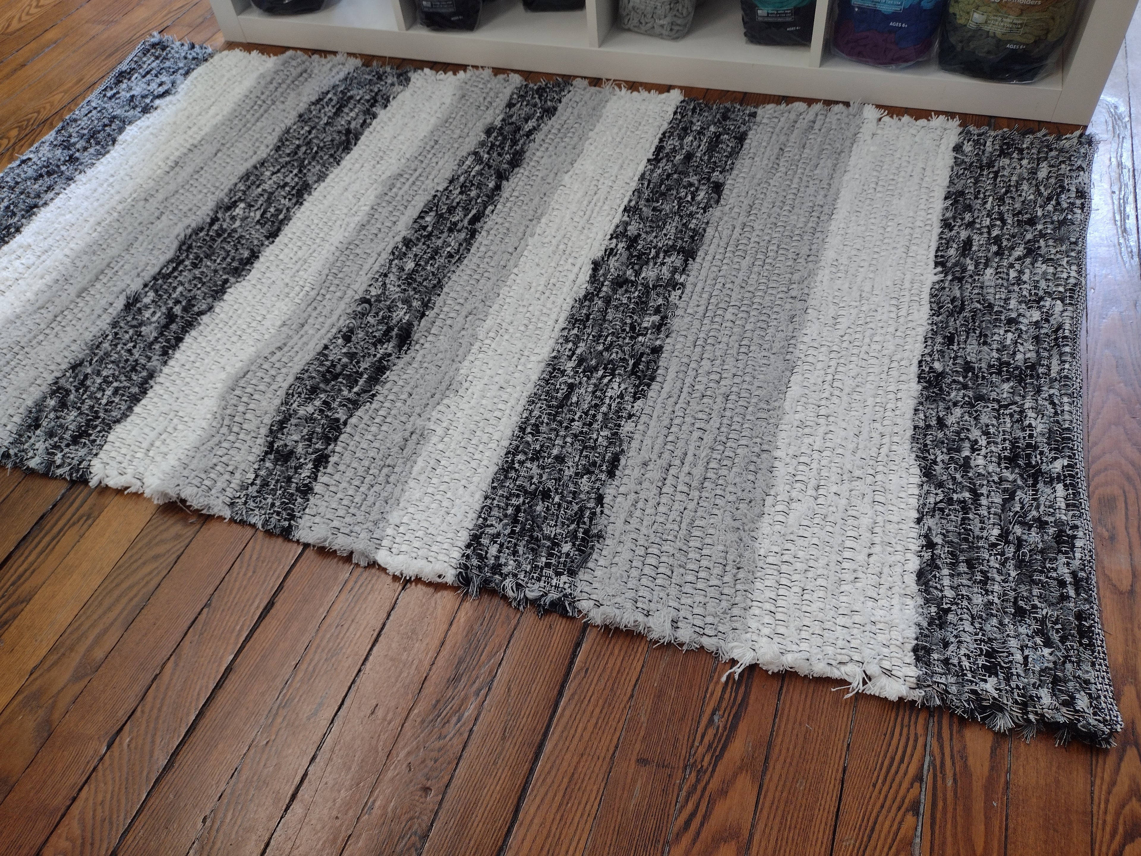 3x5ft Bold Black & White Rug by Erin 36x63 inches #2886