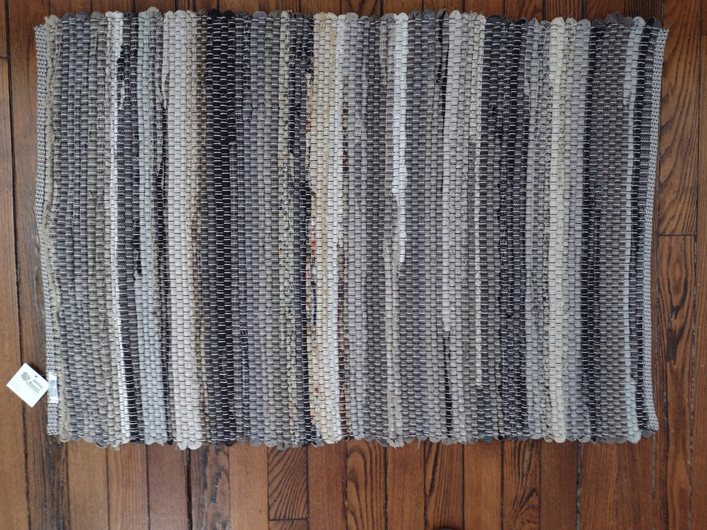 Classic Rag Rug in Black, White & Tan by Hannah 26x38 inches #2866