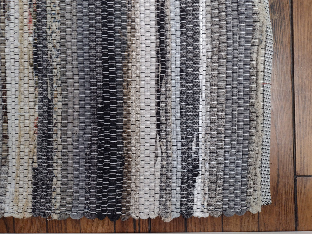 Classic Rag Rug in Black, White & Tan by Hannah 26x38 inches #2866
