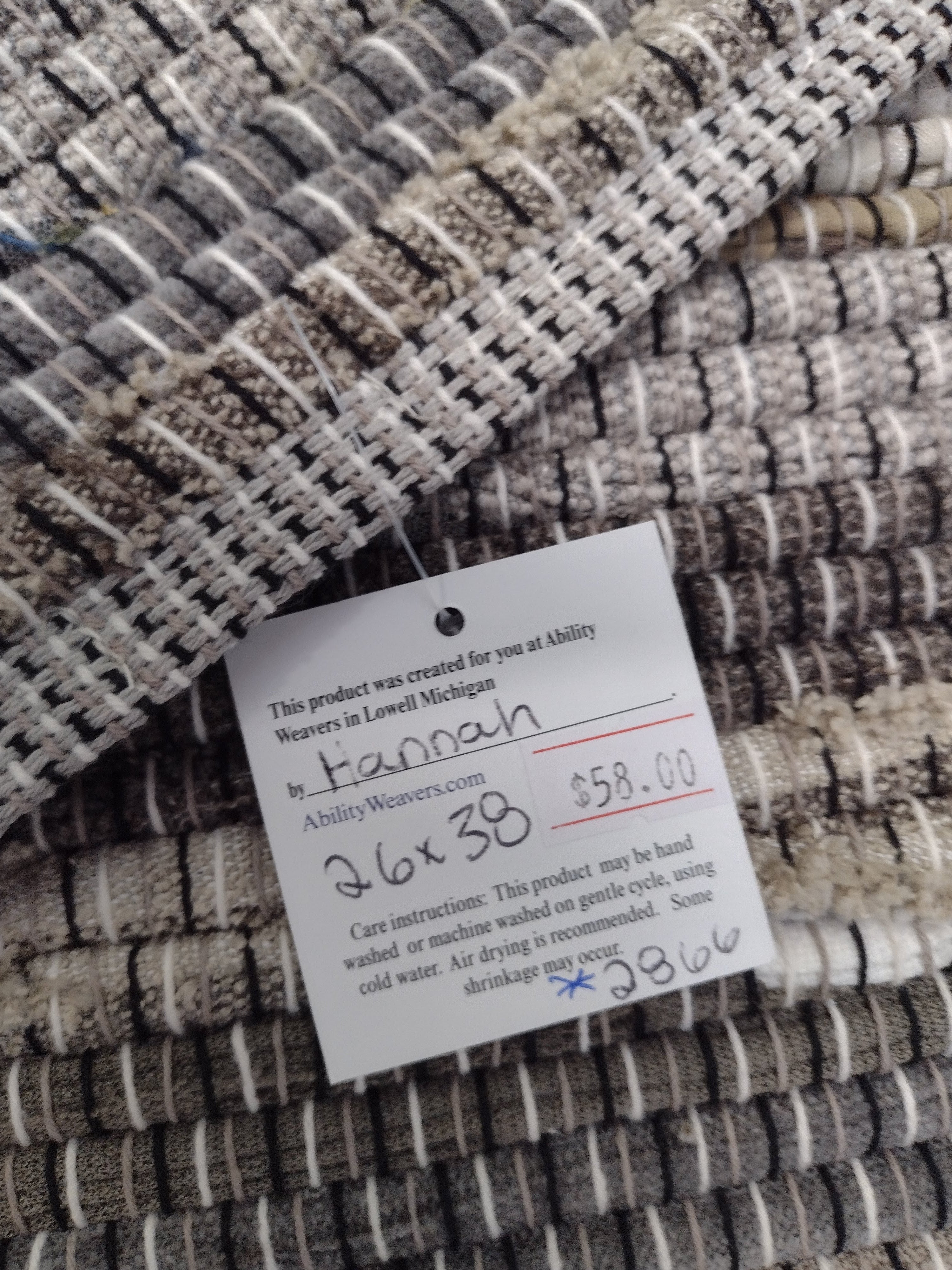 Classic Rag Rug in Black, White & Tan by Hannah 26x38 inches #2866