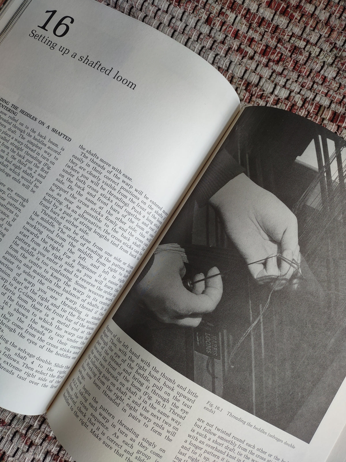 The Essential Handbook of Weaving by Rosemary Murray