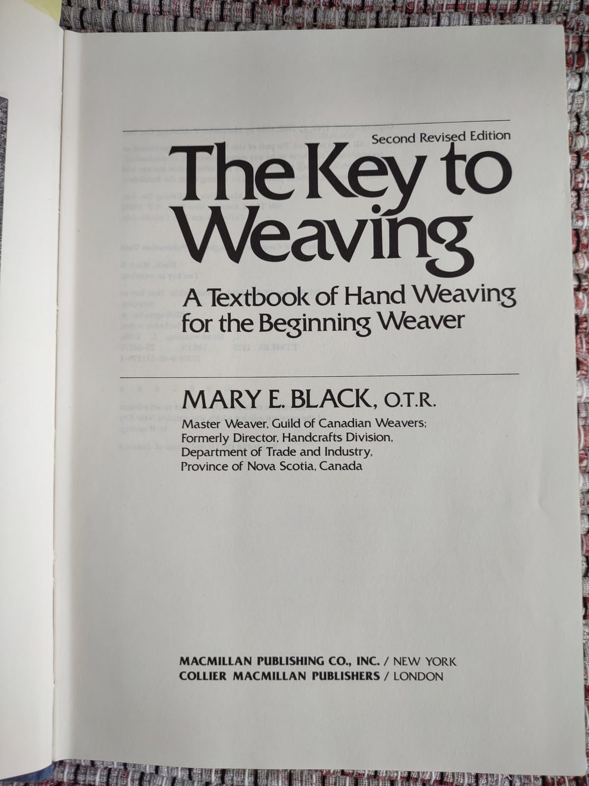 The Key to Weaving by Mary E Black